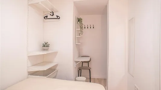 Rooms in Valencia Ciutat Vella - photo 8