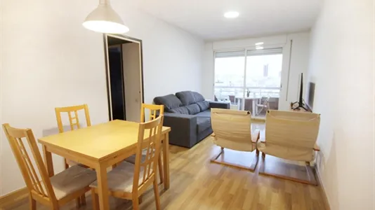 Rooms in Barcelona Eixample - photo 8