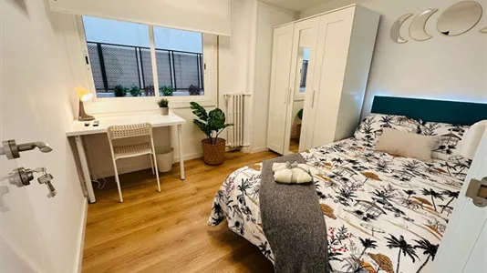 Rooms in Zaragoza - photo 1