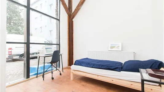 Rooms in Berlin Spandau - photo 1