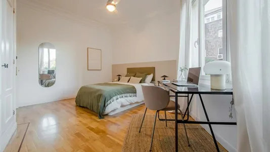 Rooms in Madrid Retiro - photo 4