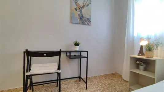 Rooms in Las Barranquillas - photo 4