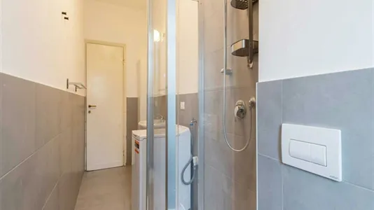 Rooms in Milano Zona 8 - Fiera, Gallaratese, Quarto Oggiaro - photo 10