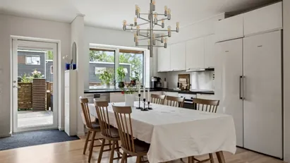 Åkersberga - 4rok - tillsv - 15.985kr/mån