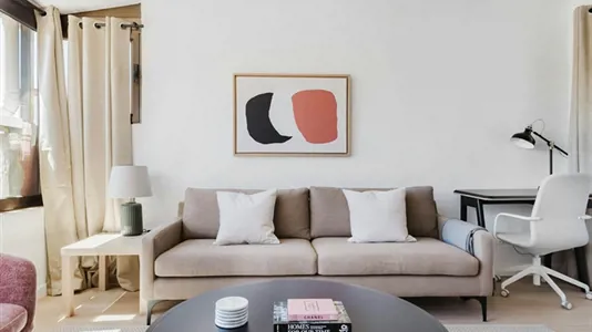 Apartments in Barcelona Sarrià-St. Gervasi - photo 2