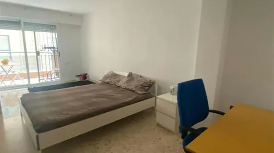 Rooms in Valencia La Zaidía - photo 4