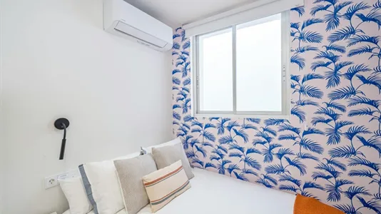 Rooms in Málaga - photo 9