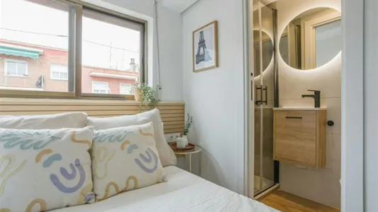 Rooms in Madrid Carabanchel - photo 10