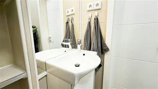 Rooms in Cologne Innenstadt - photo 8