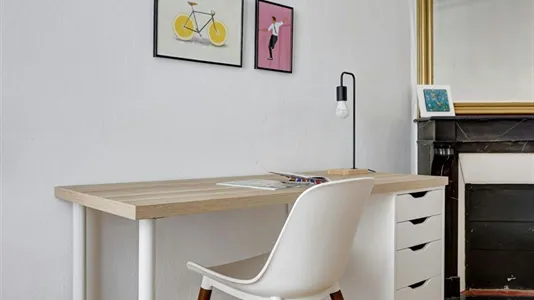 Apartments in Nanterre - photo 6