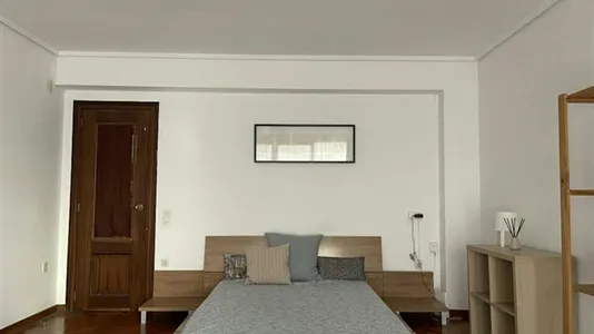 Rooms in Valencia La Zaidía - photo 5