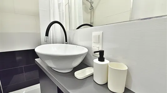 Apartments in Łódź - photo 10