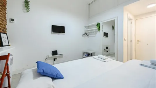 Apartments in Madrid Centro - photo 8