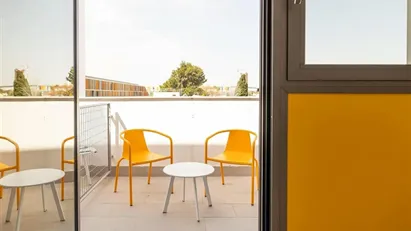 Room for rent in Los Bermejales, Andalucía