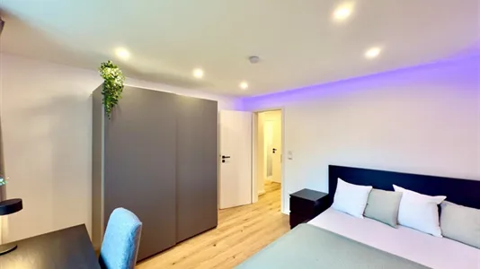 Rooms in Munich Thalkirchen-Obersendling-Forstenried-Fürstenried-Solln - photo 2