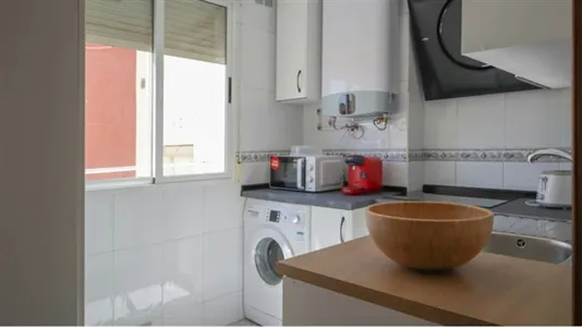 Rooms in Madrid Ciudad Lineal - photo 9