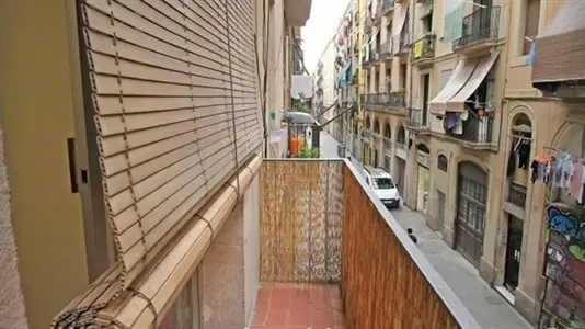 Rooms in Barcelona Ciutat Vella - photo 4