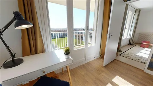 Rooms in Lyon - photo 2