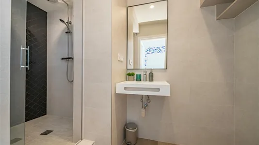 Rooms in Málaga - photo 7