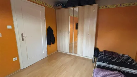 Rooms in Esslingen - photo 1