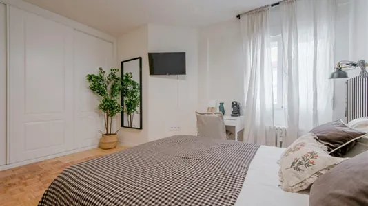 Rooms in Madrid Salamanca - photo 4