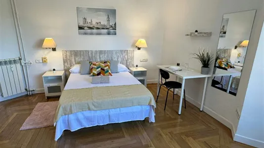 Rooms in Madrid Chamberí - photo 4