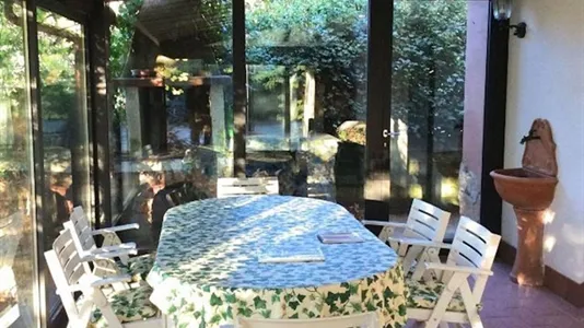 Houses in Trevignano Romano - photo 9