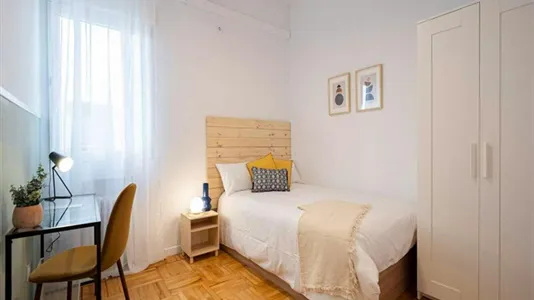 Rooms in Madrid Chamberí - photo 4