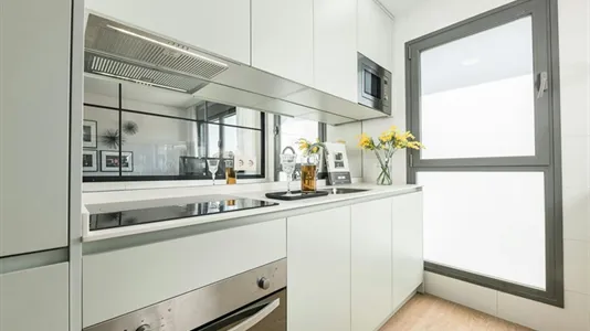 Apartments in El Encinar de los Reyes - photo 7