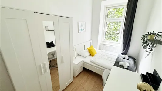 Rooms in Wien Währing - photo 1