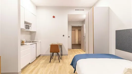 Apartments in Enramadilla - photo 2