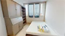 Room for rent, Lyon, Auvergne-Rhône-Alpes, &lt;span class=&quot;blurred street&quot; onclick=&quot;ProcessAdRequest(9420732)&quot;&gt;&lt;span class=&quot;hint&quot;&gt;See streetname&lt;/span&gt;[xxxxxxxxxxxxx]&lt;/span&gt;