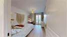 Room for rent, Lyon, Auvergne-Rhône-Alpes, &lt;span class=&quot;blurred street&quot; onclick=&quot;ProcessAdRequest(12848252)&quot;&gt;&lt;span class=&quot;hint&quot;&gt;See streetname&lt;/span&gt;[xxxxxxxxxxxxx]&lt;/span&gt;