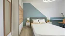 Room for rent, Lisbon (region), &lt;span class=&quot;blurred street&quot; onclick=&quot;ProcessAdRequest(7744510)&quot;&gt;&lt;span class=&quot;hint&quot;&gt;See streetname&lt;/span&gt;[xxxxxxxxxxxxx]&lt;/span&gt;