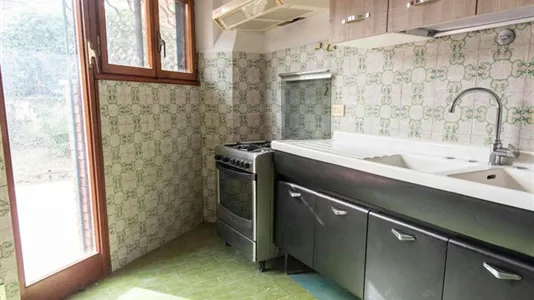 Rooms in Roma Municipio IX – EUR - photo 9