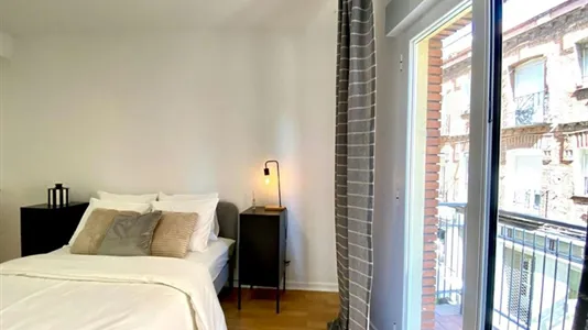 Rooms in Madrid Tetuán - photo 8