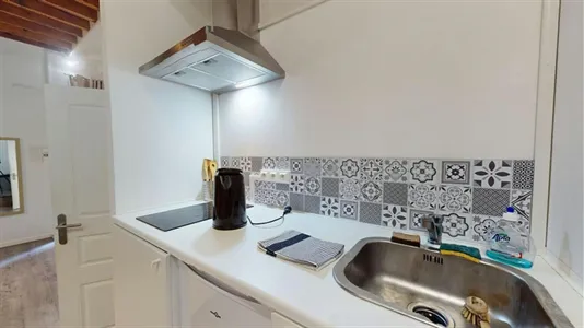 Rooms in Lyon - photo 7