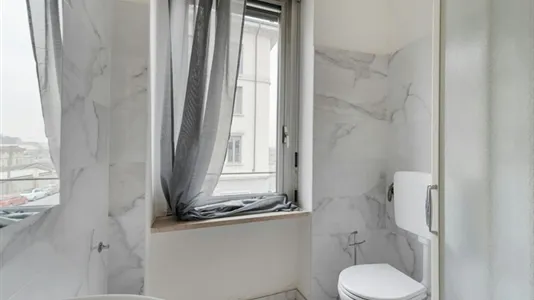 Rooms in Milano Zona 2 - Stazione Centrale, Gorla, Turro, Greco, Crescenzago - photo 9