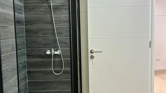 Rooms in Aveiro - photo 10