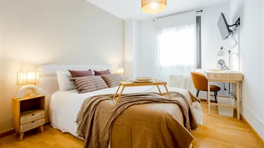 Rooms in Madrid Chamberí - photo 1