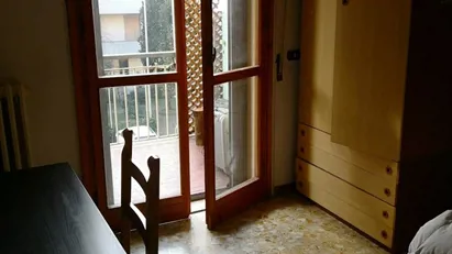 Room for rent in Scandicci, Toscana