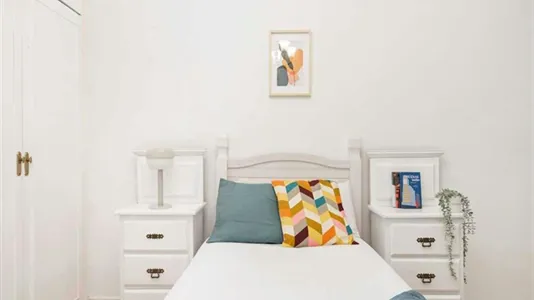 Rooms in Madrid Chamberí - photo 8