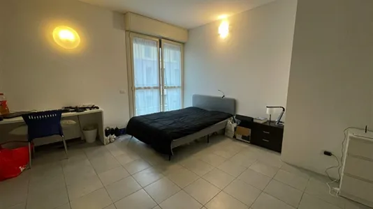 Rooms in Milano Zona 5 - Vigentino, Chiaravalle, Gratosoglio - photo 2