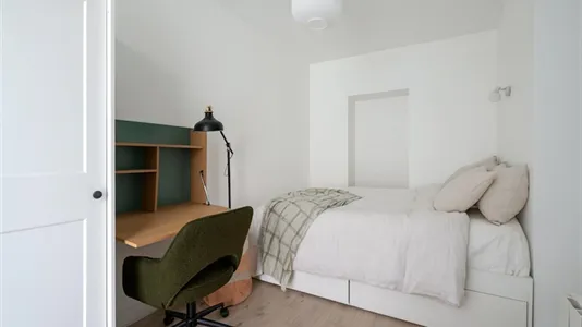 Rooms in Paris 20ème arrondissement - photo 2