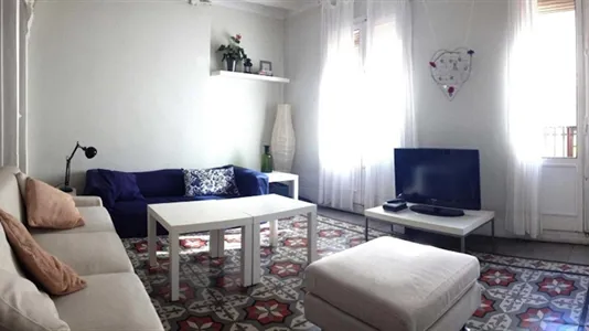 Rooms in Barcelona Ciutat Vella - photo 4