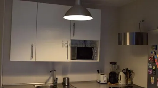 Rooms in Madrid Centro - photo 8