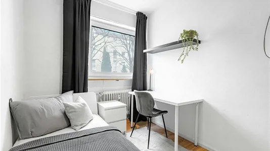 Rooms in Munich Thalkirchen-Obersendling-Forstenried-Fürstenried-Solln - photo 2