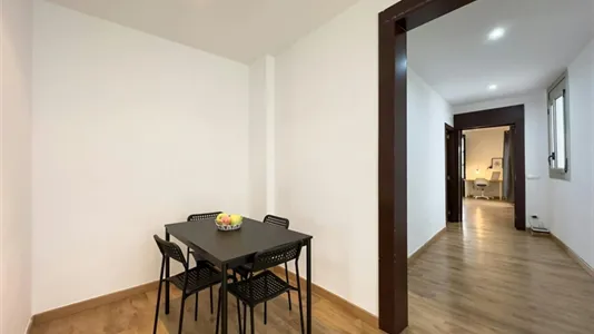 Rooms in Barcelona Ciutat Vella - photo 6