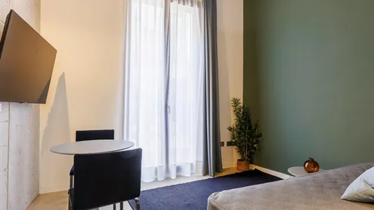 Apartments in Barcelona Ciutat Vella - photo 10