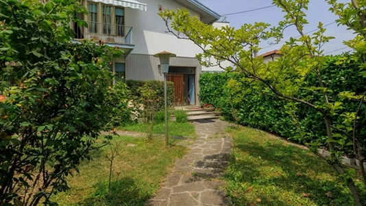 Rooms in Padua - photo 1